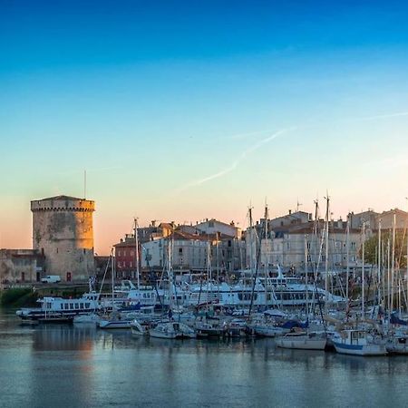 Plein Charme Aux Minimes Terrasse Calme + Parking Apartment La Rochelle  Exterior photo