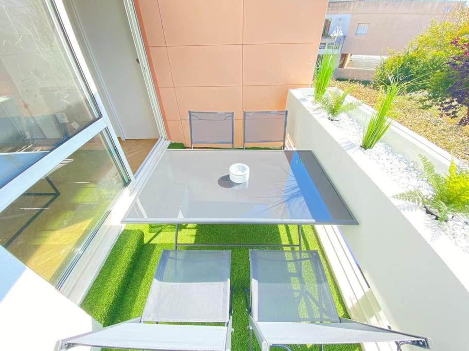 Plein Charme Aux Minimes Terrasse Calme + Parking Apartment La Rochelle  Exterior photo